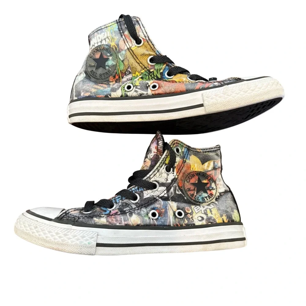 Converse Chuck Taylor All Star Justice League High Top Youth Size 1 Comic Print‎